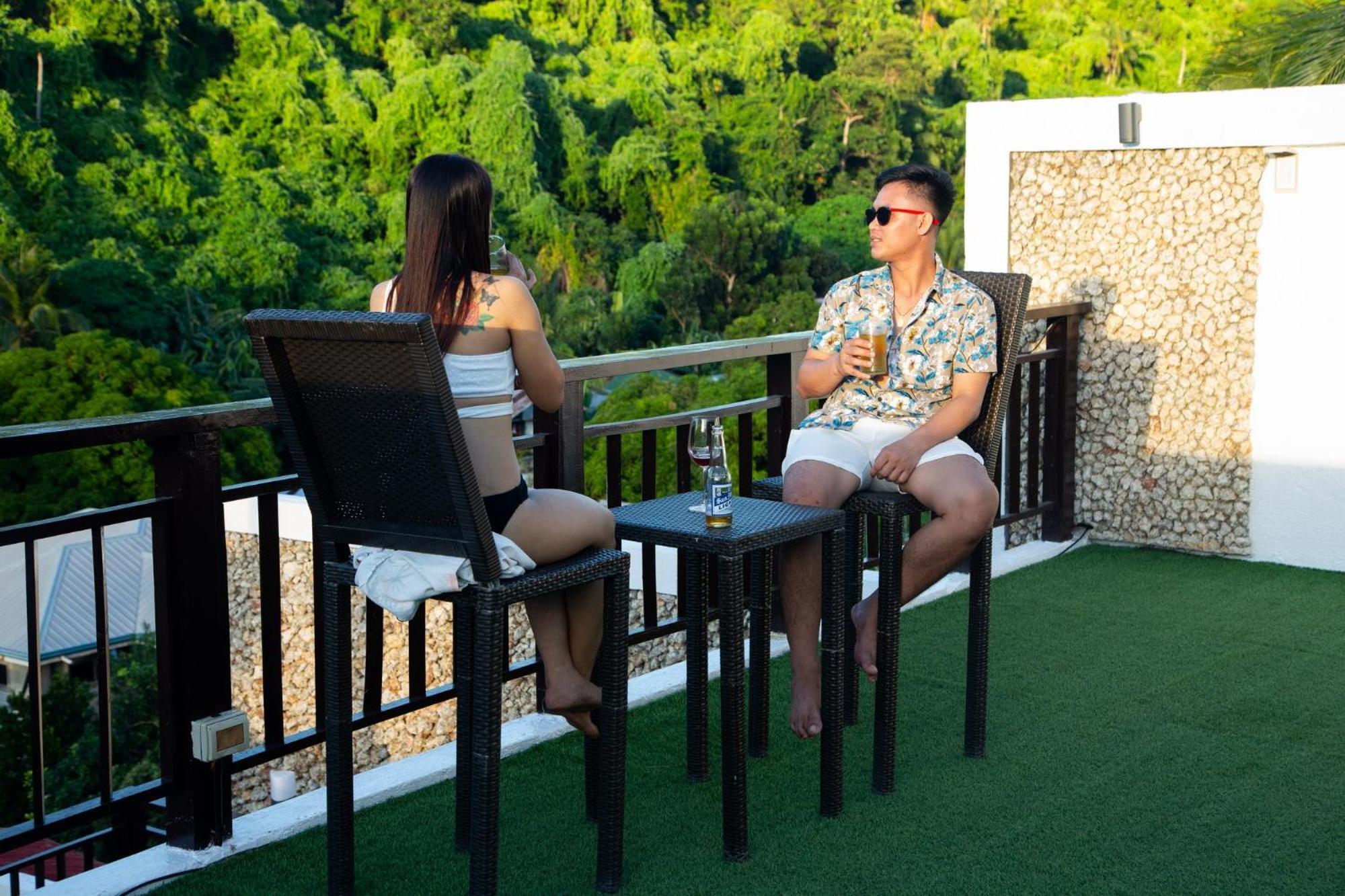 Хостел Chillax Boracay Yapak Екстер'єр фото